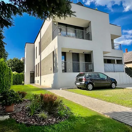 Mor8 Apartment Balatonalmadi